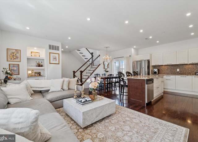 Property at 304 Dupont St, Philadelphia, PA 19128, 3 beds, 2.5 baths