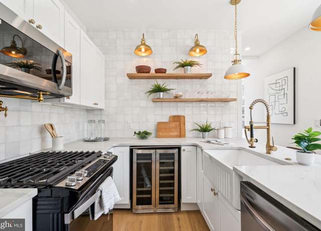Property at 2330 E Cumberland St, Philadelphia, PA 19125, 3 beds, 2.5 baths
