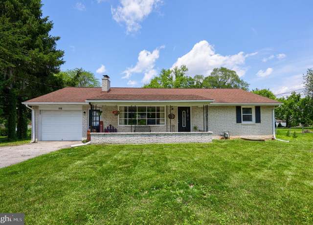 Property at 113 Lehman Dr, York, PA 17403, 3 beds, 1 bath