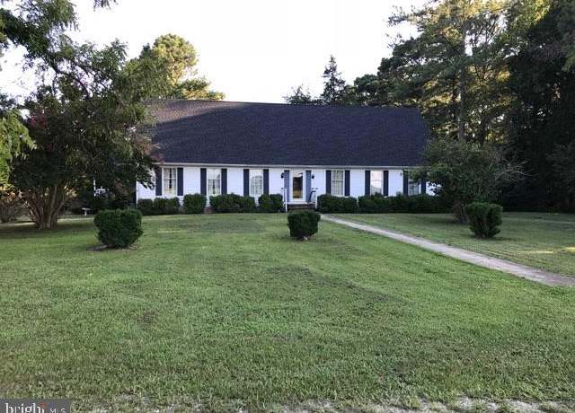 Property at 24385 Dix Farm Dr, Accomac, VA 23301, 4 beds, 3 baths