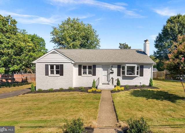 Property at 5931 1st St S, Arlington, VA 22204, 3 beds, 2 baths