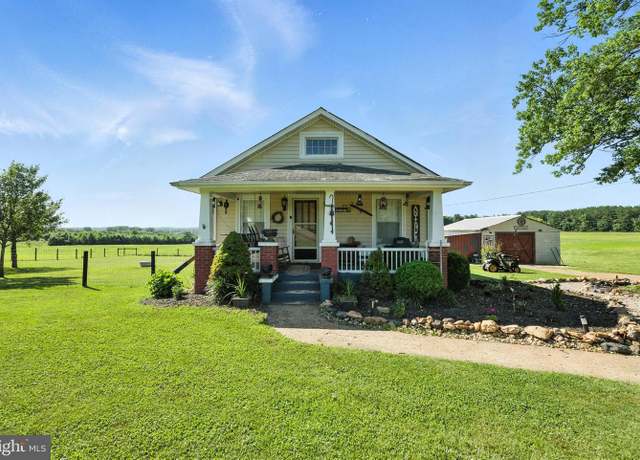 Property at 3580 Mount Rush Hwy, Dillwyn, VA 23936, 3 beds, 1 bath