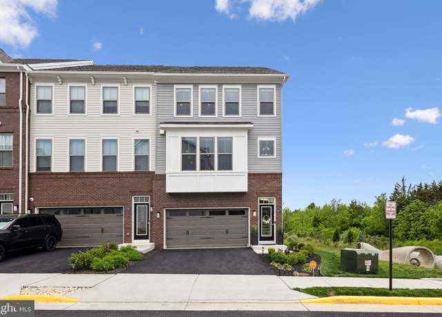 Property at 2627 Loganberry Dr, Herndon, VA 20171, 4 beds, 4 baths