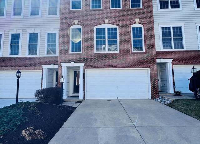 Property at 2429 Brookmoor Ln, Woodbridge, VA 22191, 3 beds, 3 baths