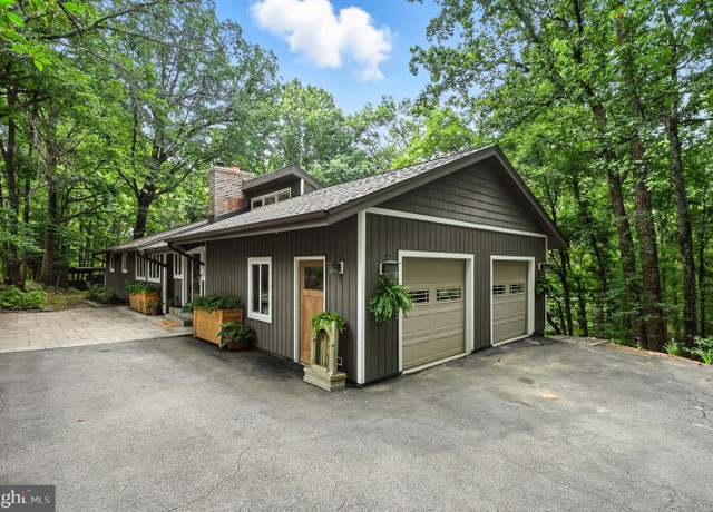 Property at 2919 Jackson Dr, Haymarket, VA 20169, 4 beds, 2 baths
