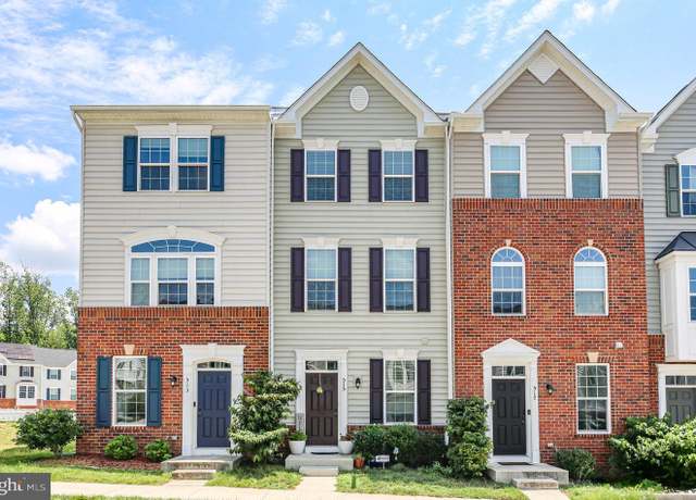 Property at 515 Rolling Valley Dr, Fredericksburg, VA 22405, 3 beds, 3.5 baths