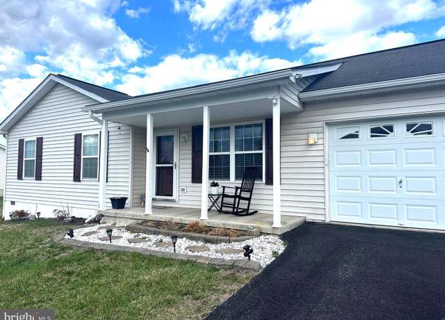 Property at 506 Dickenson Dr, Inwood, WV 25428, 3 beds, 2 baths
