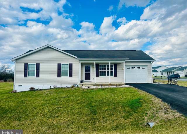 Property at 506 Dickenson Dr, Inwood, WV 25428, 3 beds, 2 baths
