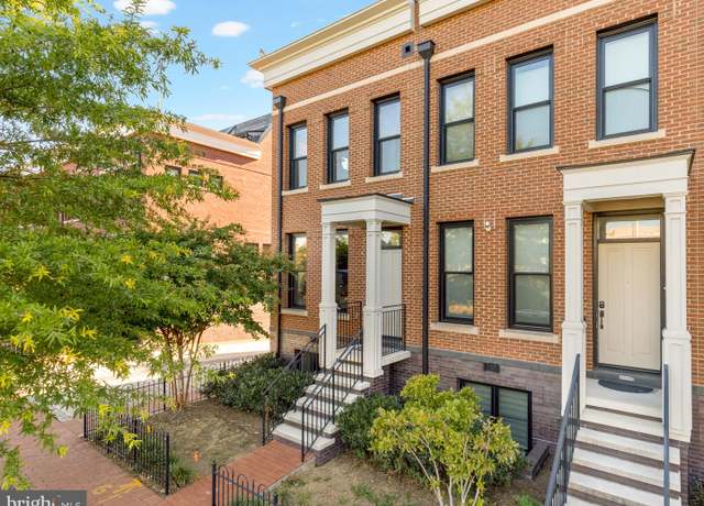 Property at 412 13th St SE, Washington, DC 20003, 3 beds, 4.5 baths