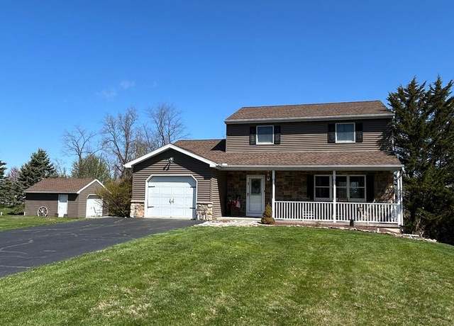 Property at 44 High View Ln, Mertztown, PA 19539, 3 beds, 1.5 baths