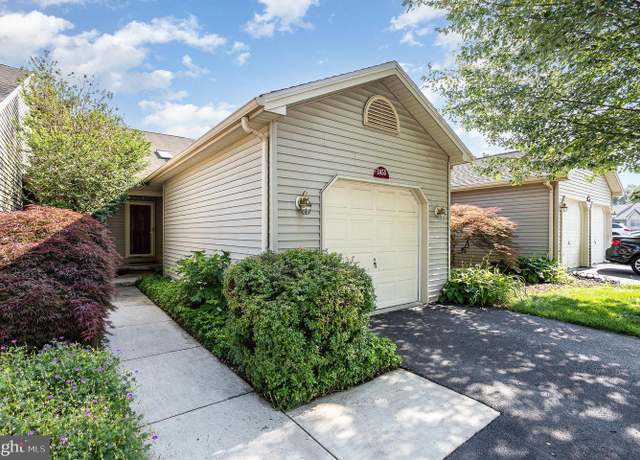 Property at 1455 Maplewood Dr, New Cumberland, PA 17070, 2 beds, 2 baths