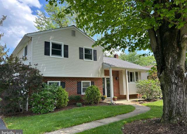 Property at 134 Andover Dr, Exton, PA 19341, 4 beds, 2 baths
