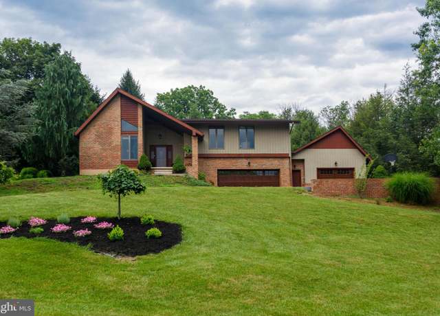 Property at 6550 Red Top Rd, Harrisburg, PA 17111, 4 beds, 4 baths