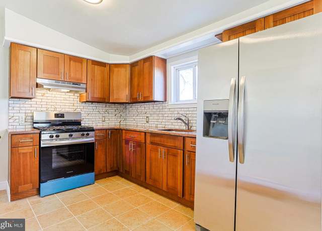 Property at 349 S Springfield Rd, Clifton Heights, PA 19018, 4 beds, 1 bath