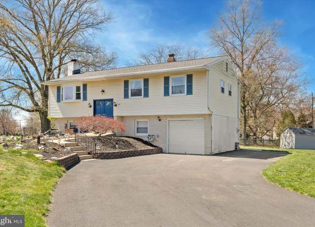 Property at 442 N Wales Rd, Lansdale, PA 19446, 4 beds, 2.5 baths