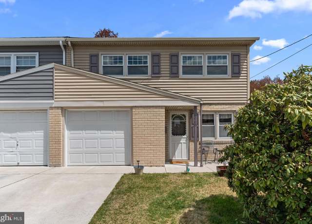 Property at 665 Artwood Dr, Philadelphia, PA 19115, 3 beds, 2.5 baths