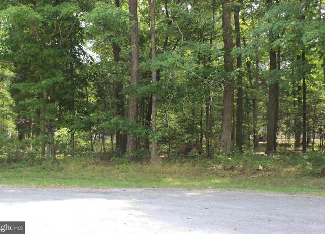 Property at 2484 Stern Ct, Greenbackville, VA 23356