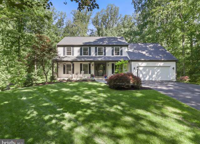 Property at 7308 S View Ct, Fairfax Station, VA 22039, 5 beds, 3.5 baths