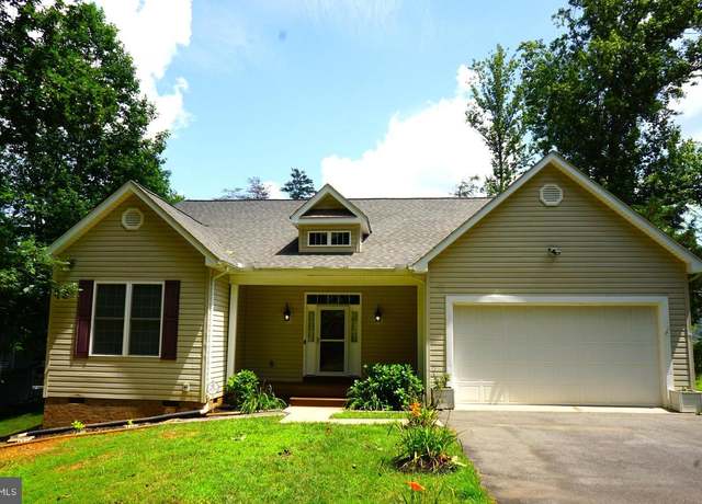 Property at 303 Stratford Cir, Locust Grove, VA 22508, 3 beds, 2 baths