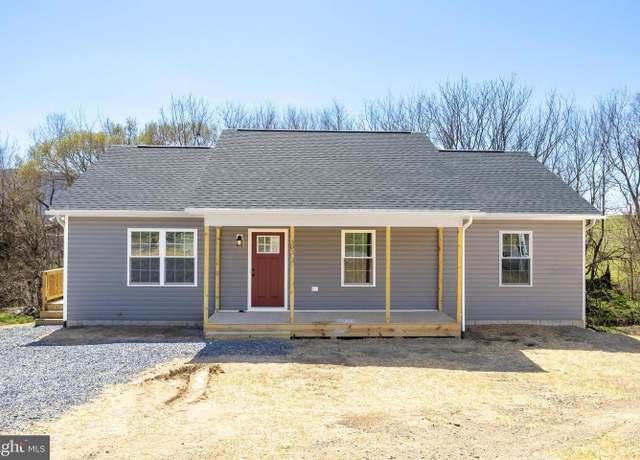 Property at 303 E Old Cross Rd, New Market, VA 22844, 3 beds, 2 baths