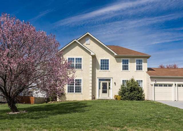 Property at 37 London Dr, Smyrna, DE 19977, 3 beds, 2.5 baths