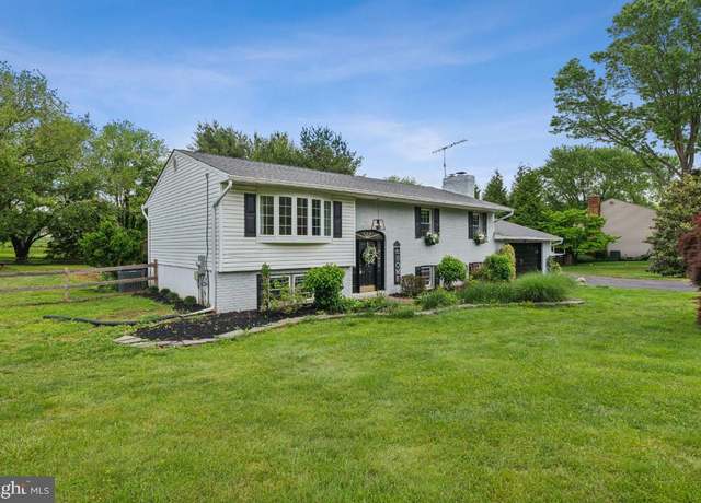 Property at 14086 Gared Dr, Glenwood, MD 21738, 4 beds, 2.5 baths