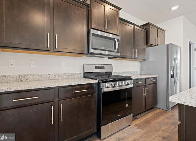 Property at 7407 Calm Retreat Blvd, Brandywine, MD 20613, 4 beds, 3.5 baths