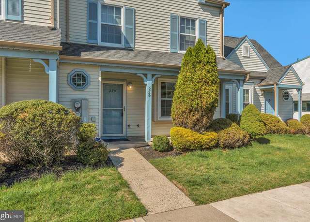 Property at 229 Knoll Dr, Blackwood, NJ 08012, 2 beds, 1 bath