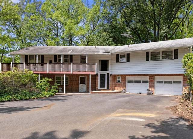 Property at 49 Clover Ave, Gloucester City, NJ 08030, 3 beds, 3 baths