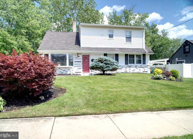 Property at 587 Muhlenberg Ave, Wenonah, NJ 08090, 4 beds, 2 baths