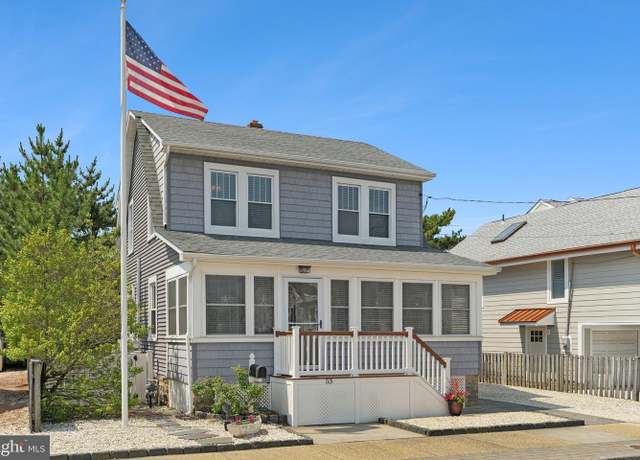 Property at 53 D St, Seaside Park, NJ 08752, 3 beds, 1.5 baths