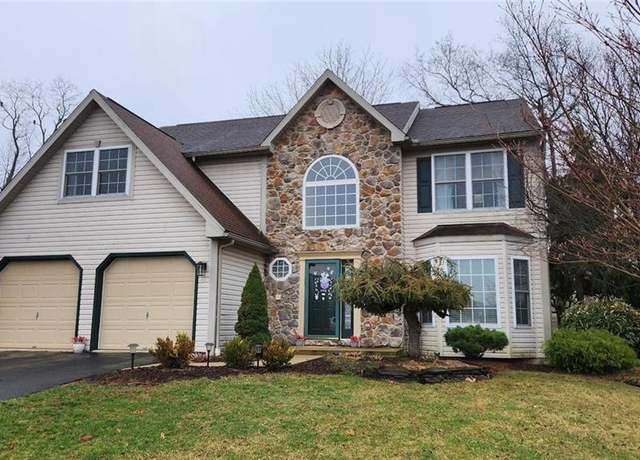 Property at 432 Riviera Dr, Blandon, PA 19510, 4 beds, 2.5 baths
