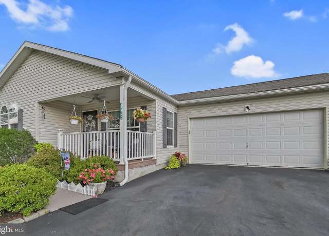 Property at 173 Random Rd, Douglassville, PA 19518, 2 beds, 2 baths