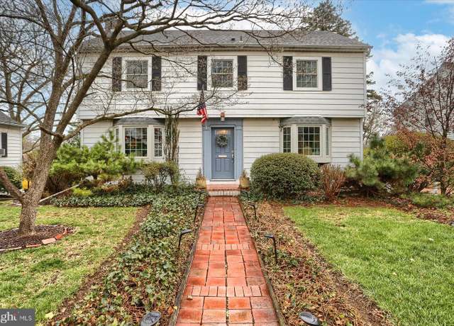 Property at 3103 Schoolhouse Ln, Harrisburg, PA 17109, 3 beds, 2 baths