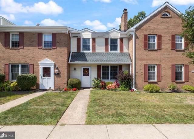 Property at 502 Clarella Ct, Lansdale, PA 19446, 3 beds, 1.5 baths