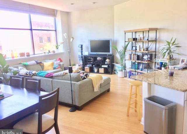 Property at 315 Arch St #404, Philadelphia, PA 19106, 1 bed, 1 bath