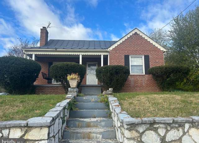 Property at 5117 Main St, Stephens City, VA 22655, 3 beds, 1 bath