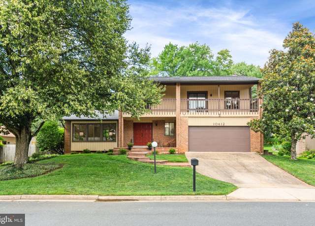 Property at 10412 Woodbury Woods Ct, Fairfax, VA 22032, 4 beds, 2.5 baths
