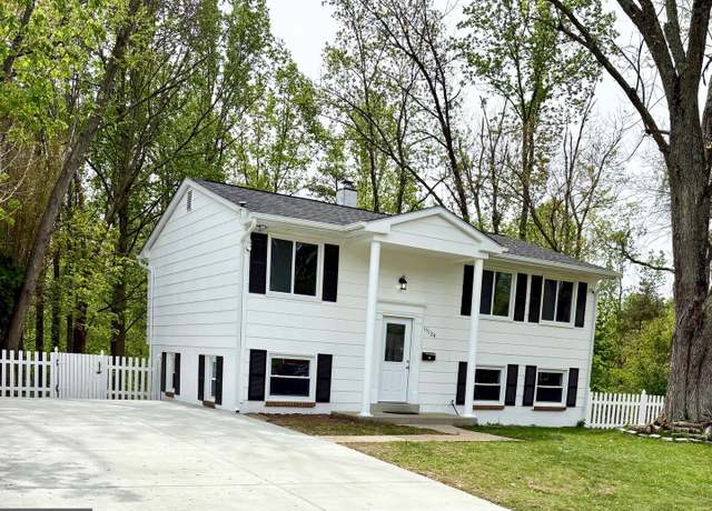 Property at 15129 Concord Dr, Dale City, VA 22193, 3 beds, 2 baths