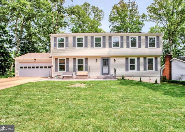 Property at 15715 Singletree Ln, Dumfries, VA 22025, 5 beds, 2.5 baths