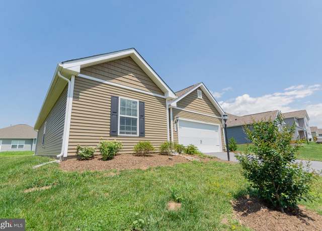 Property at 72 Cassatt Ln, Martinsburg, WV 25401, 3 beds, 2 baths