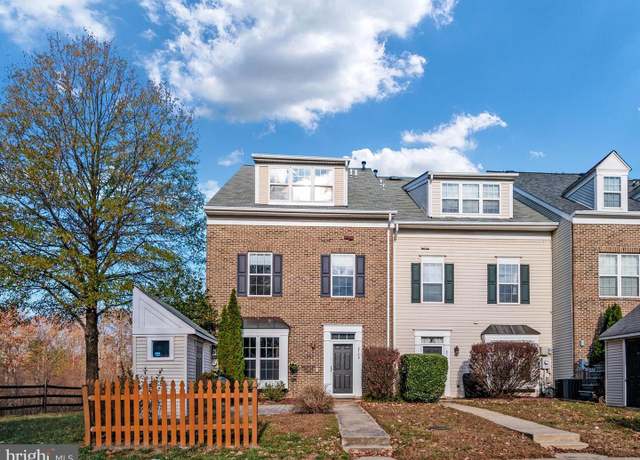 Property at 8742 Orchard Green Ct, Odenton, MD 21113, 3 beds, 2.5 baths