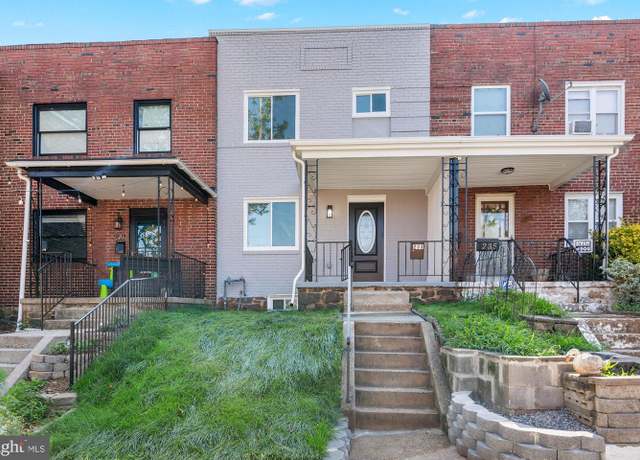 Property at 233 S Clinton St, Baltimore, MD 21224, 4 beds, 2.5 baths