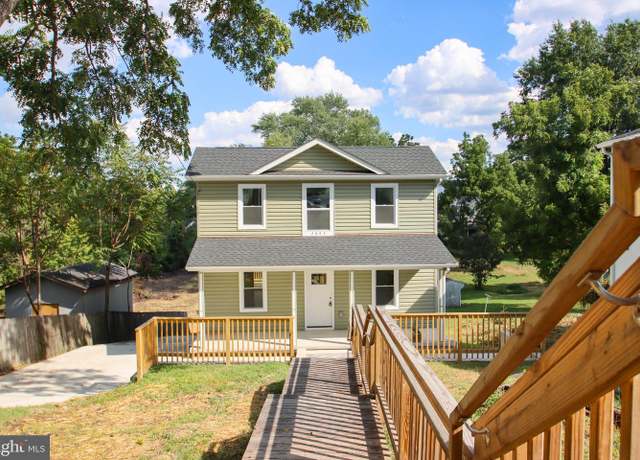 Property at 2803 Georgetown Rd, Baltimore, MD 21230, 3 beds, 2.5 baths