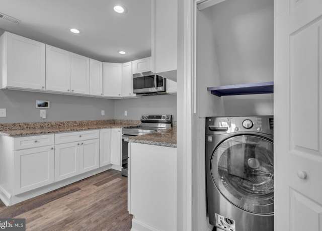 Property at 8114 Longpoint Rd, Dundalk, MD 21222, 3 beds, 2 baths
