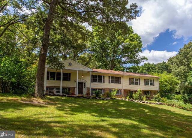 Property at 3760 Marvin Dr, Indian Head, MD 20640, 6 beds, 3.5 baths
