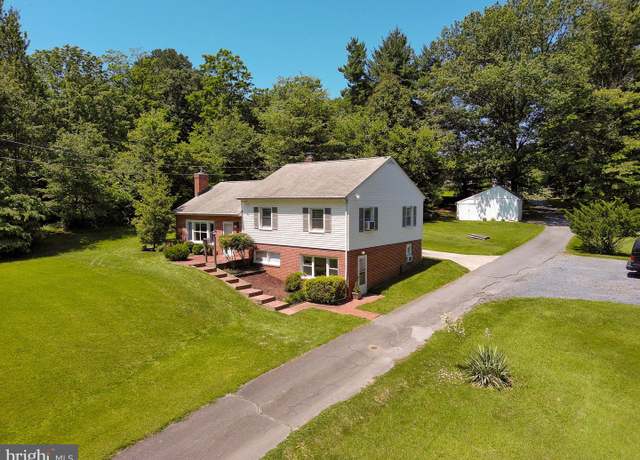 Property at 6811 S Clifton Rd, Frederick, MD 21703, 4 beds, 2 baths