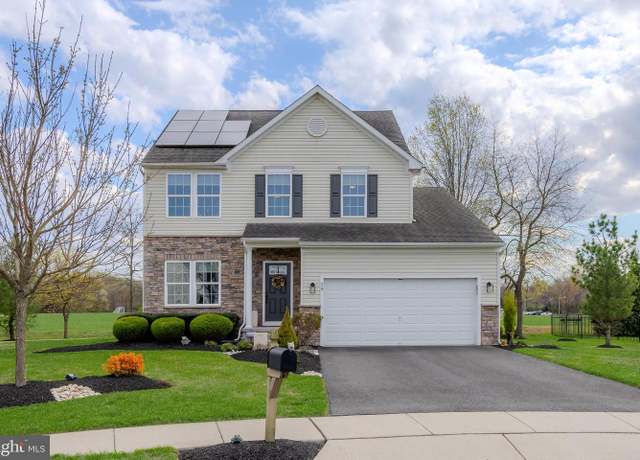 Property at 28 Vaughn Way, Burlington, NJ 08016, 3 beds, 2.5 baths