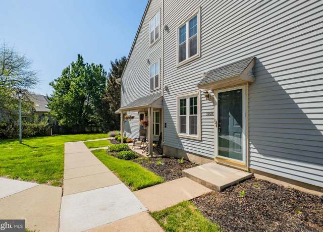 Property at 3201A Ramsbury Ct, Mount Laurel, NJ 08054, 2 beds, 2 baths