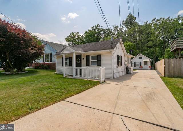 Property at 218 Elizabeth St, Bordentown, NJ 08505, 1 bed, 2 baths